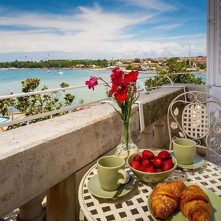 Romeo And Juliet Apartment With Balcony And Sea View Πόρετς Εξωτερικό φωτογραφία